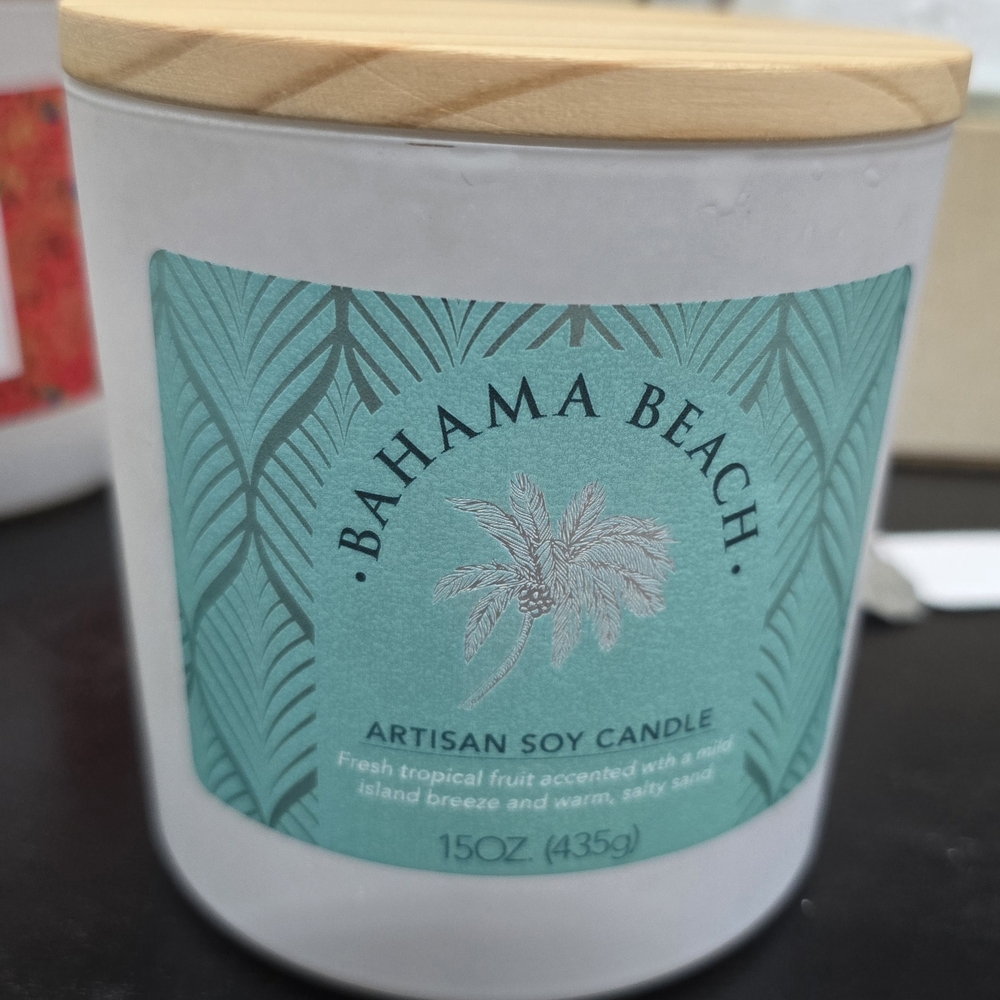 Bahama Beach Artisan Soy Candle - White and Teal